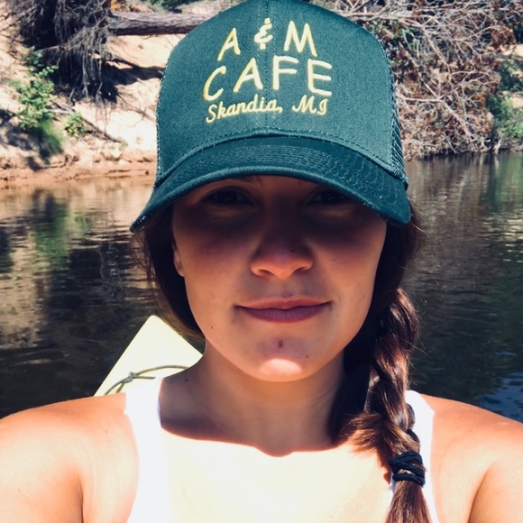 Meet your Posher, Casey - Picture 1 of 1